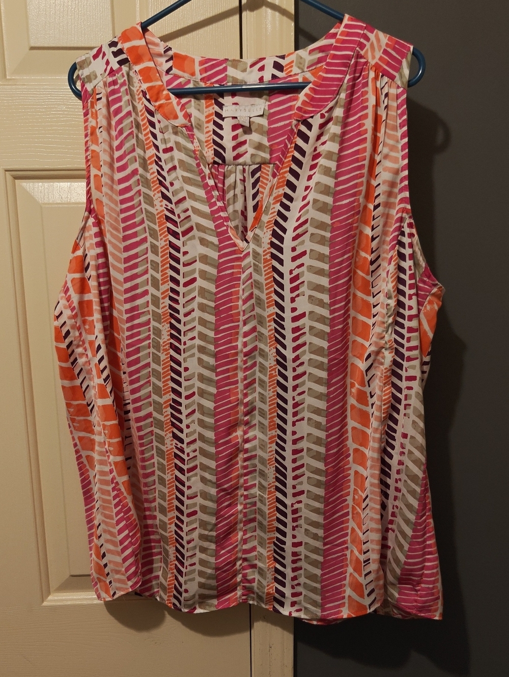 Striped Chevron Sleeveless V-Neck Tank Top in Pink & Orange